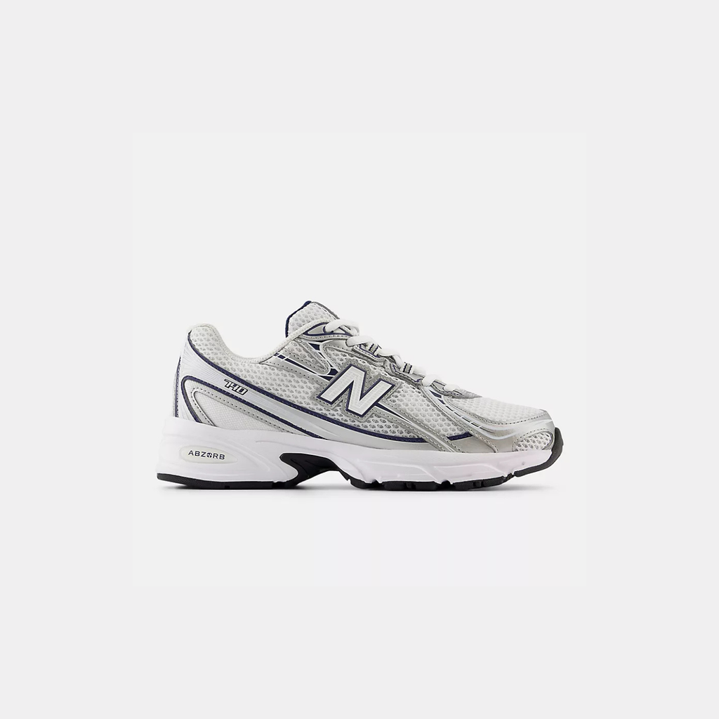 New Balance 740