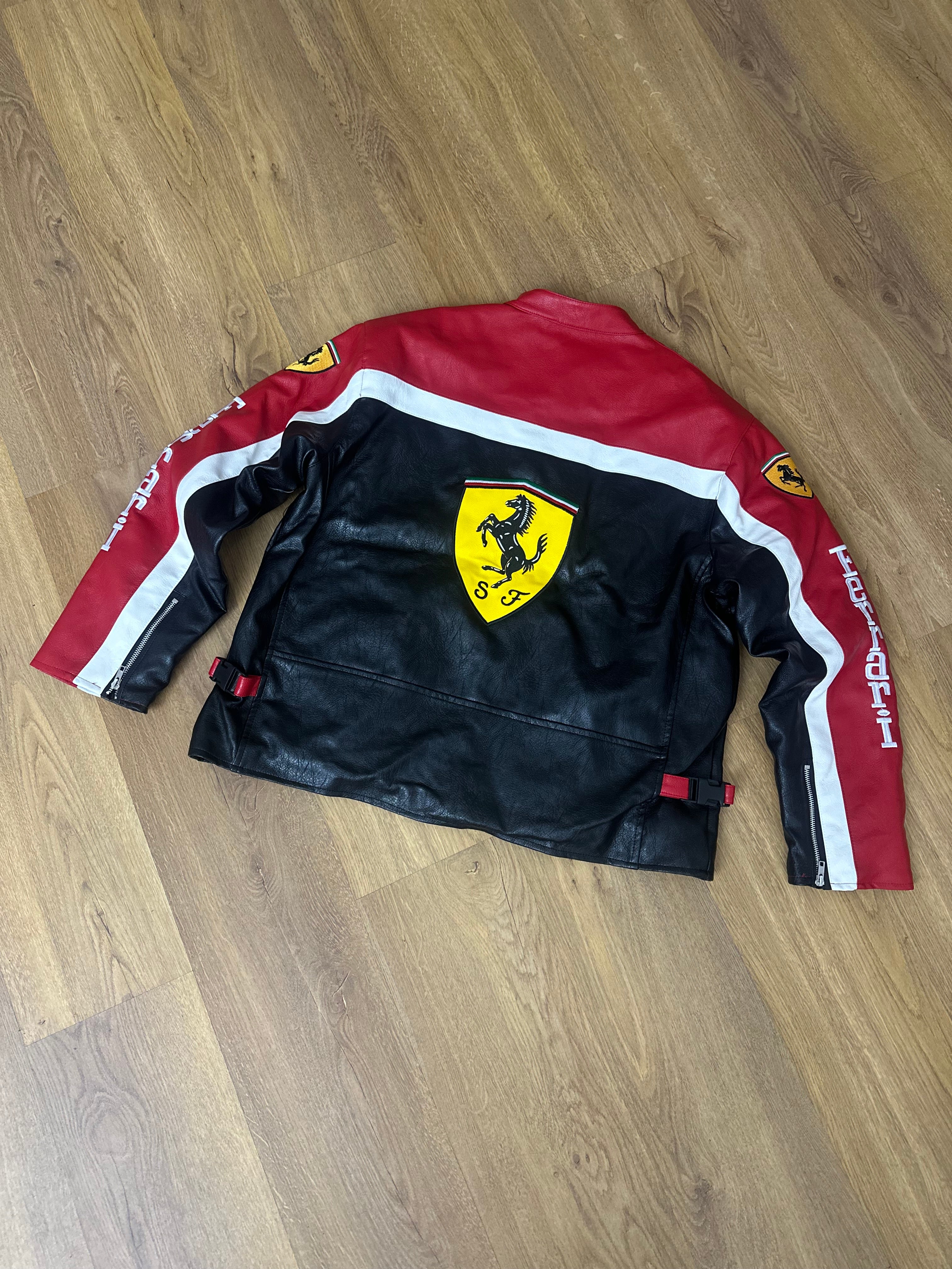 Casaco Ferrari de Couro